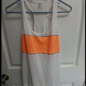 Under Armour workout tank ...